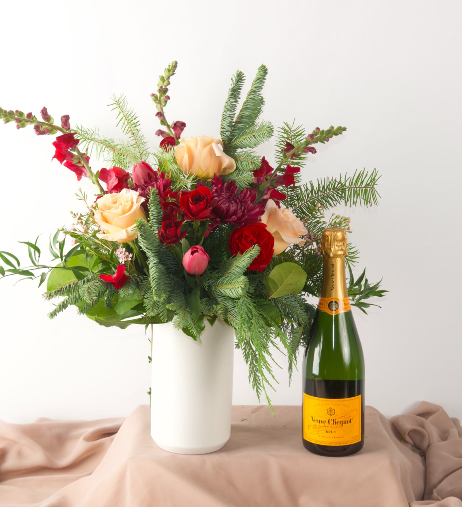 Floral and Veuve Pairing - Bartz Viviano